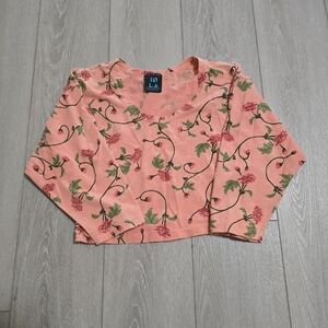 Vintage 80's 3/4 Sleeve Women's Floral Crop Top